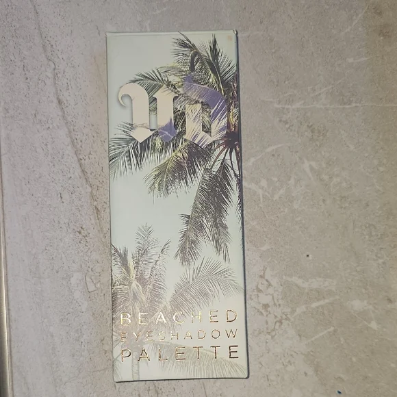 Urban Decay Beached Eyeshadow Palette